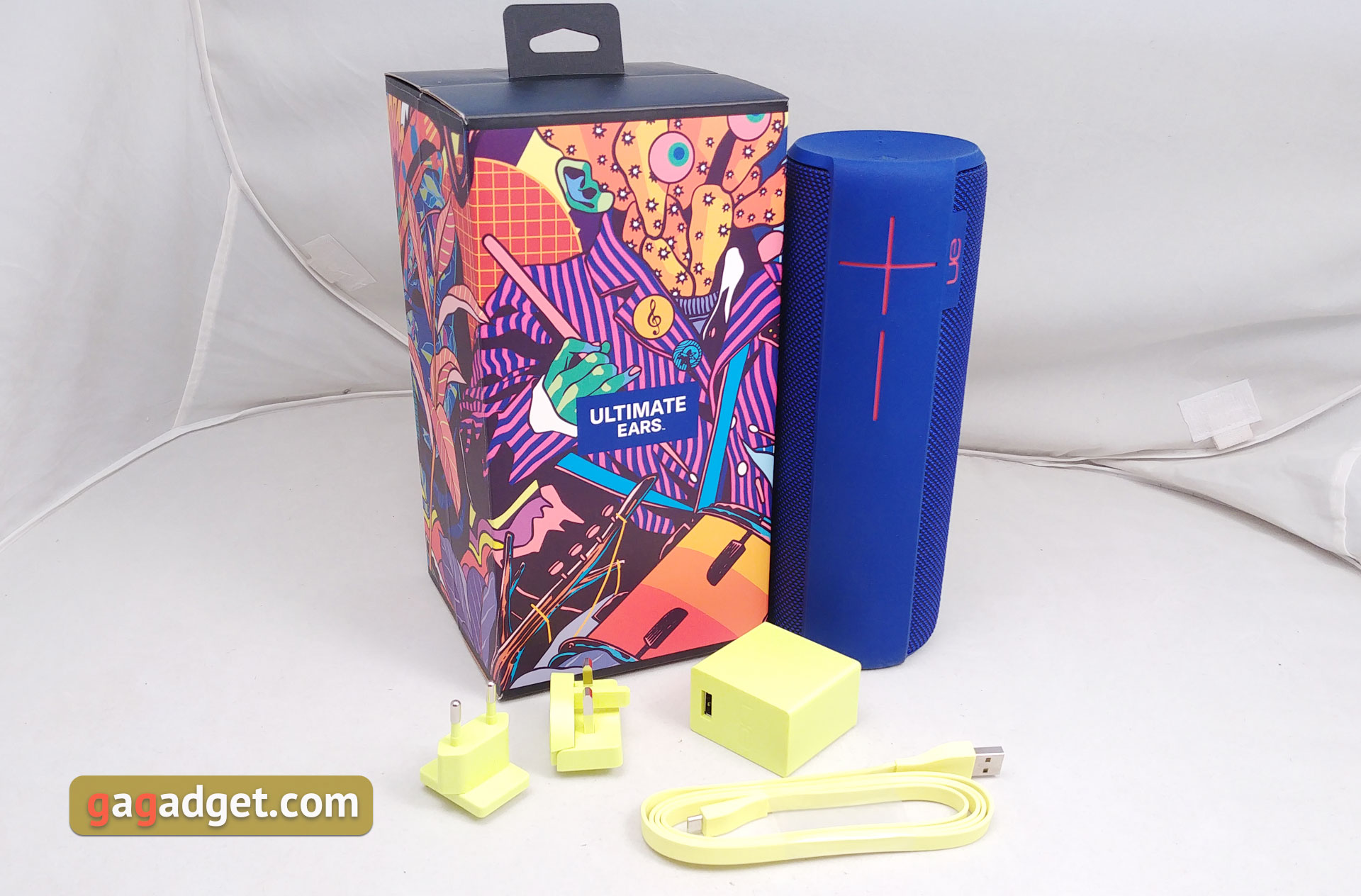 ue-megaboom-08.jpg