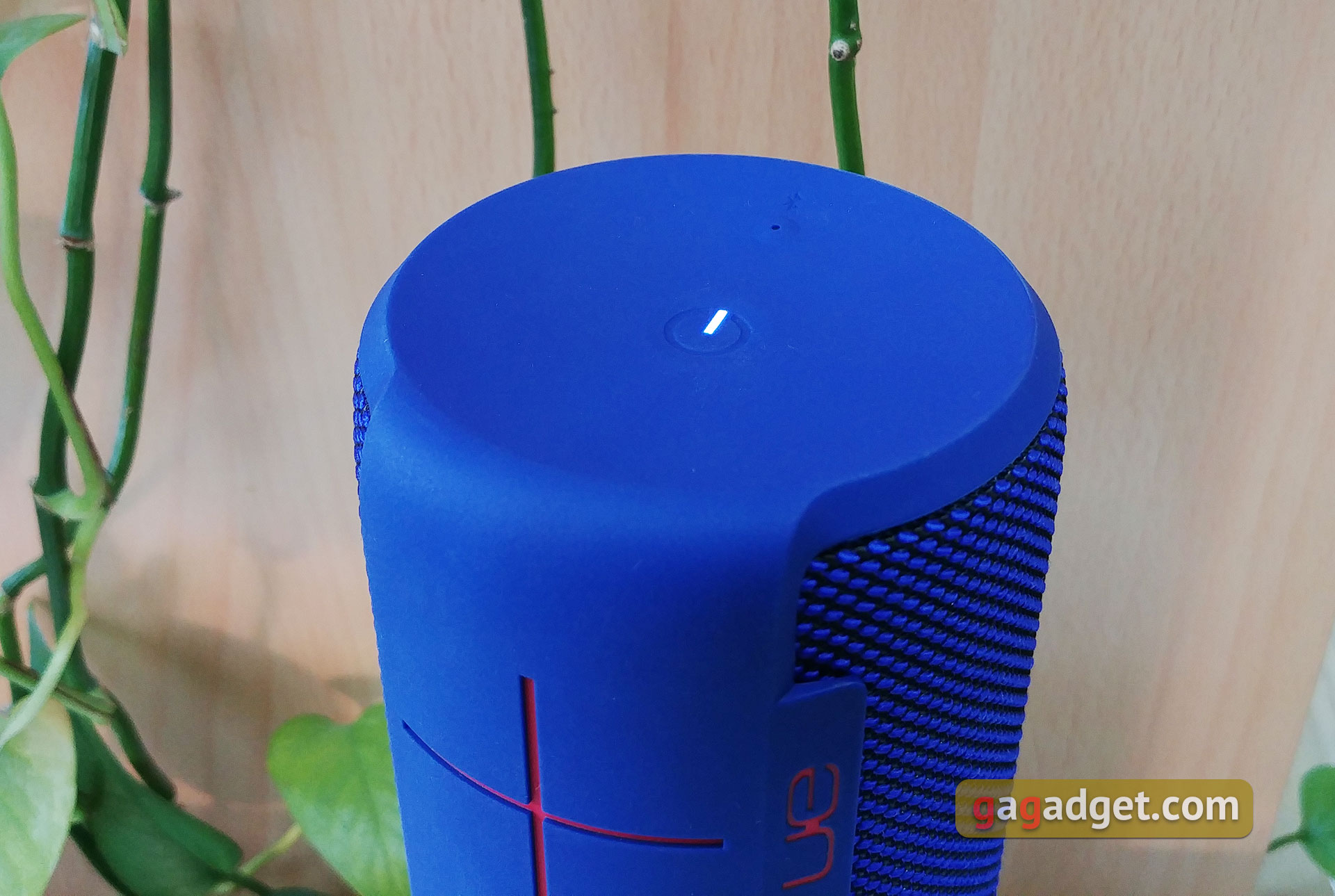 ue-megaboom-13.jpg