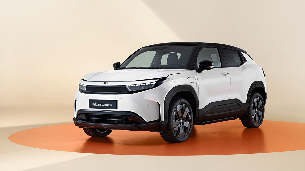Головний вигляд Toyota Urban Cruiser