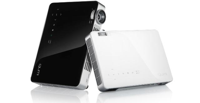 Портативный мультимедийный проектор Vivitek Qumi Q7