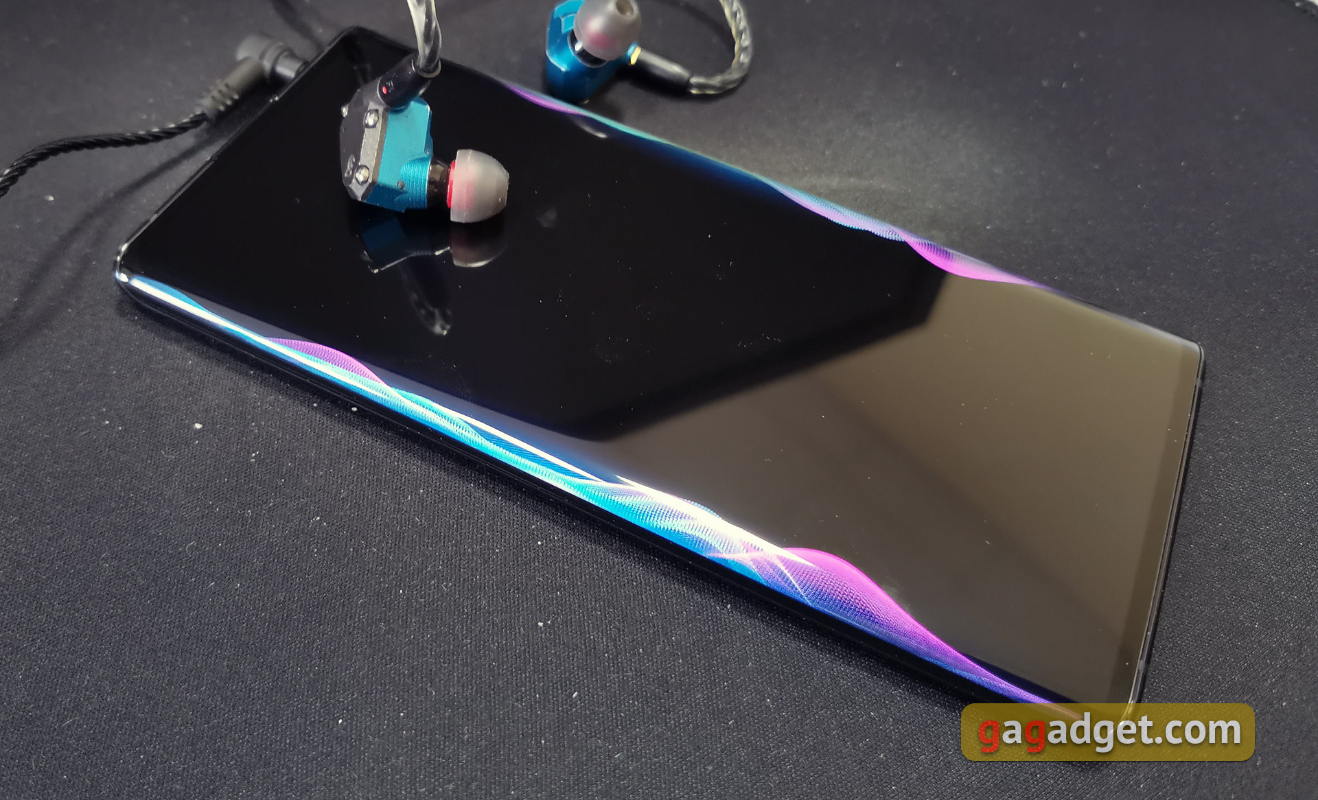 Огляд Vivo NEX 3: перший по-справжньому безрамковий смартфон-170