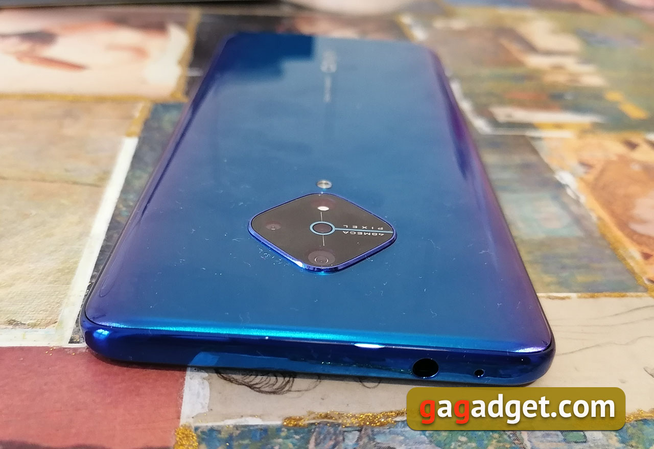 Огляд vivo V17: конкуренти, посуньтеся!-15