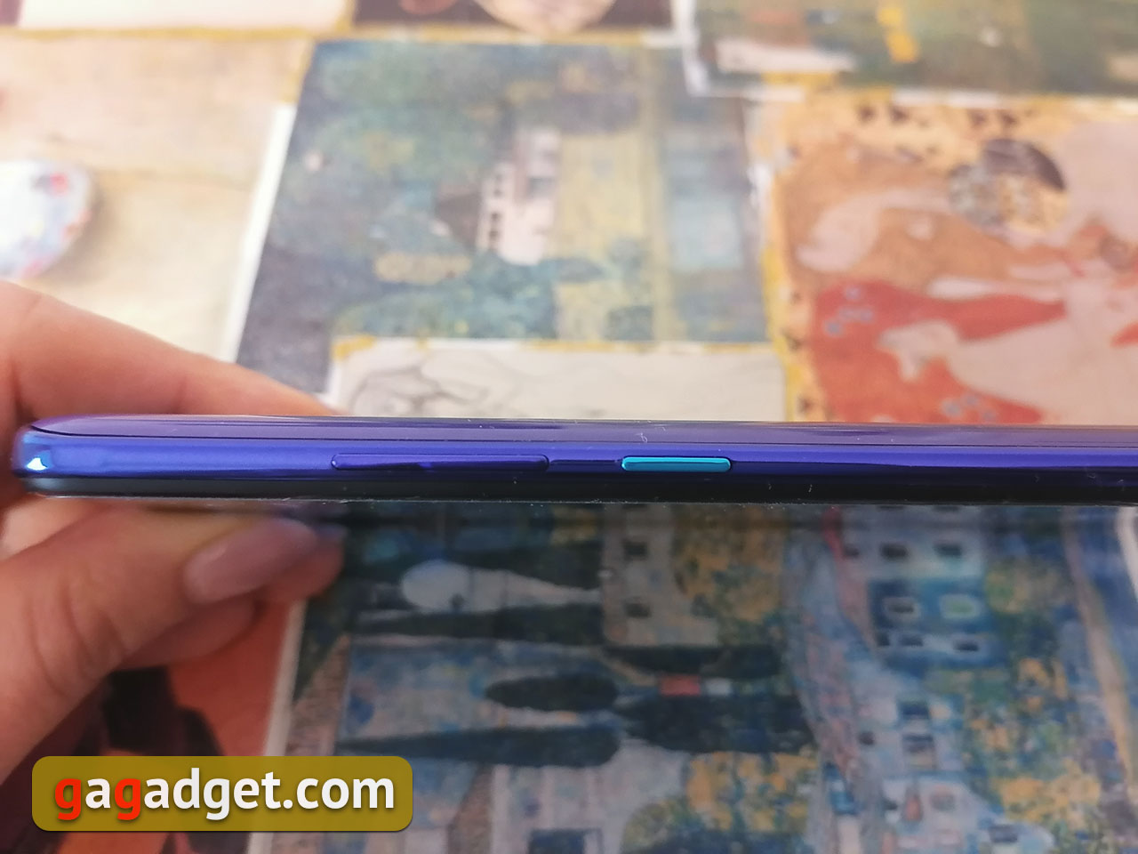 Огляд vivo V17: конкуренти, посуньтеся!-11