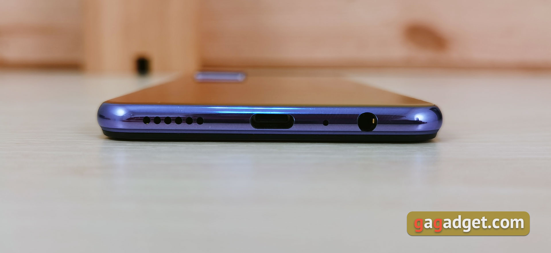 Обзор vivo V20: первый смартфон на Android 11, который можно купить-11