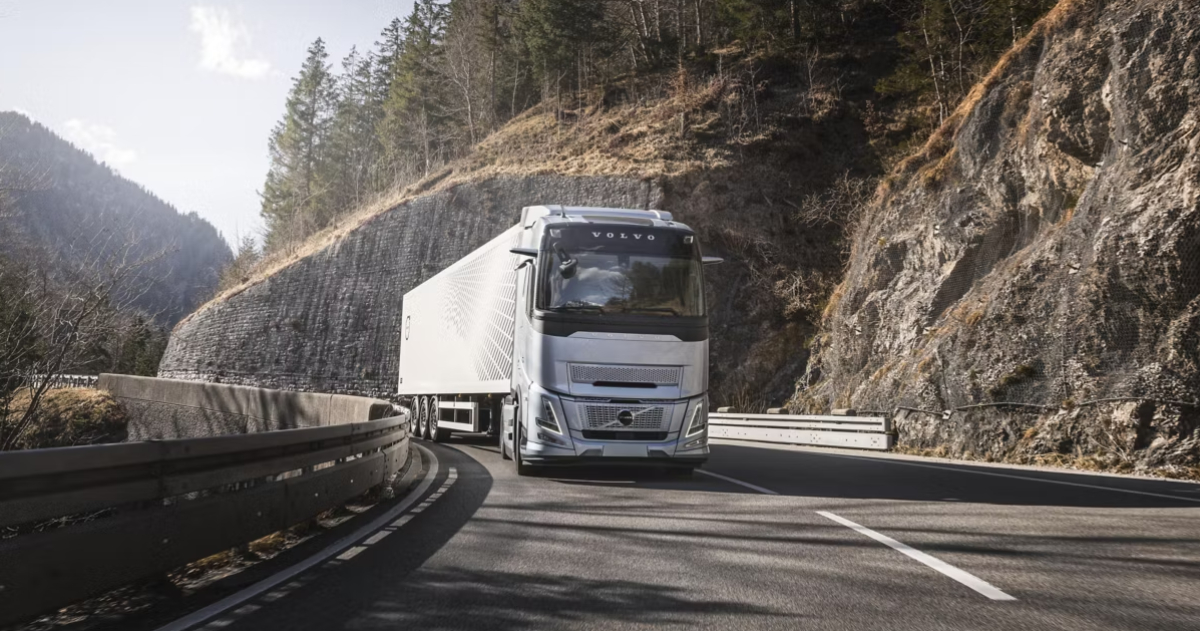 Вантажний автомобіль Volvo