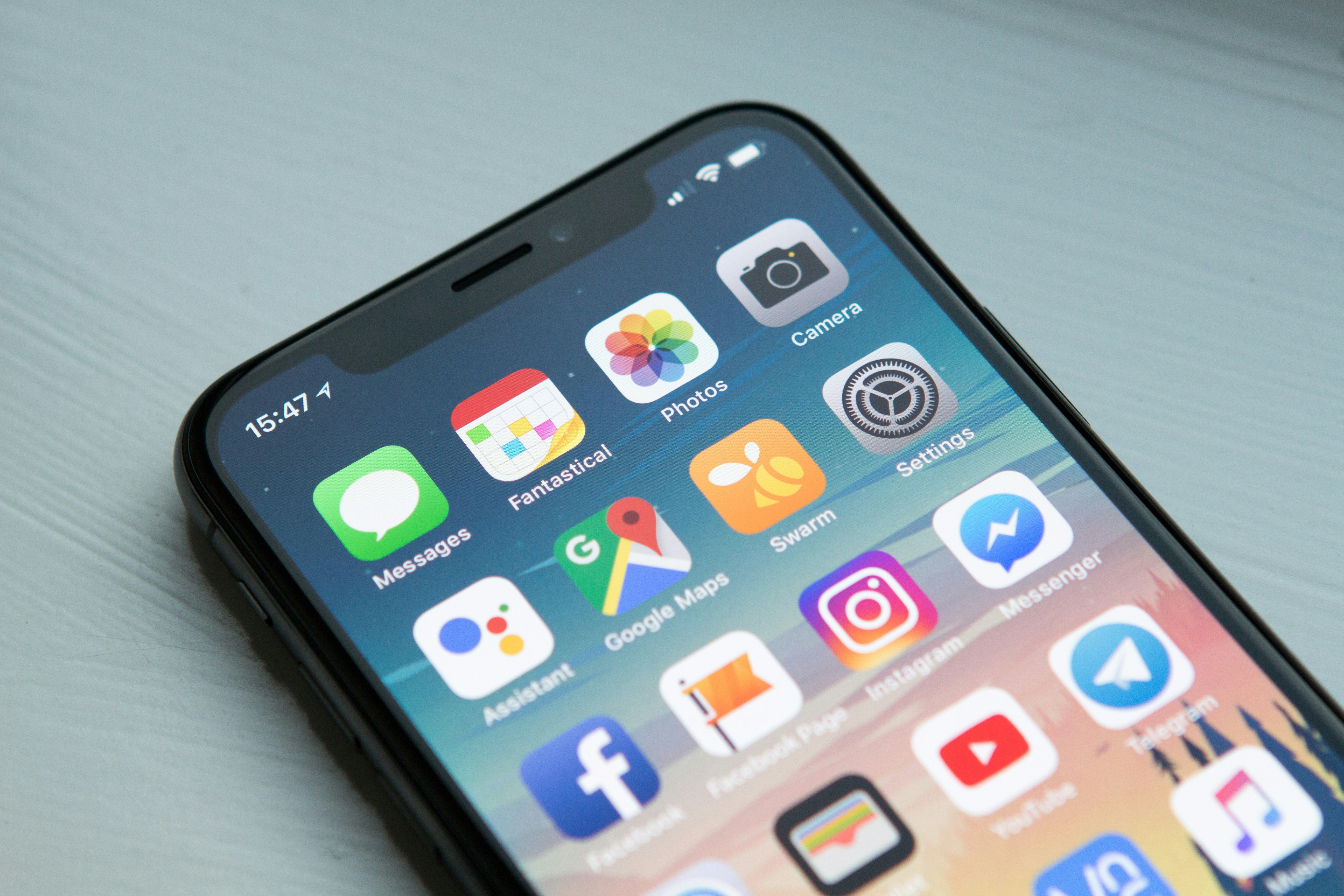Les experts prédisent l'apparition de nouvelles fonctionnalités basées sur l'IA dans iOS 18