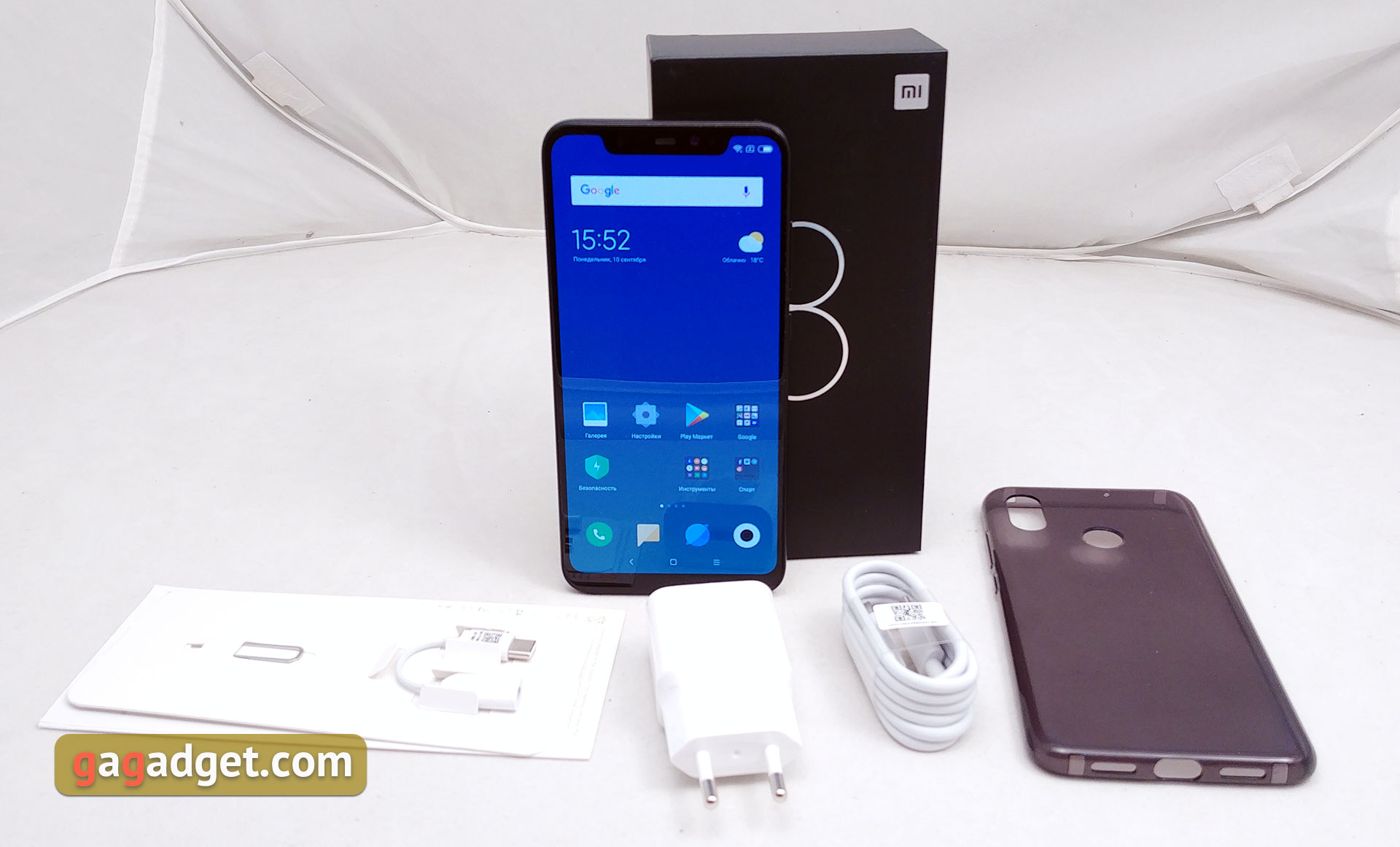 xiaomi-mi-8-03.jpg