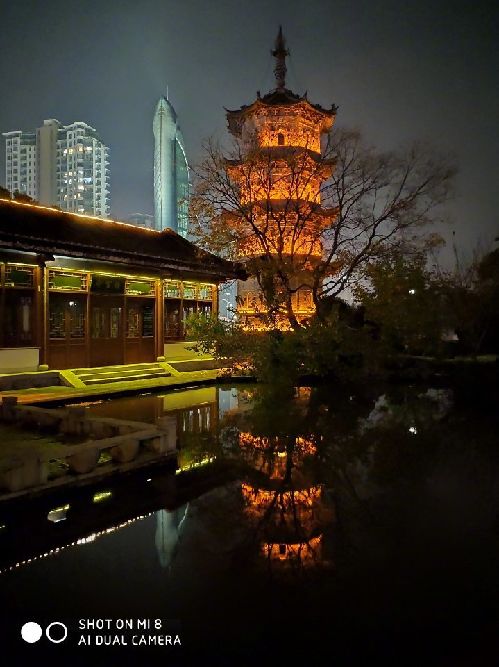 xiaomi-mi-8-super-night-scene-v-4.jpg