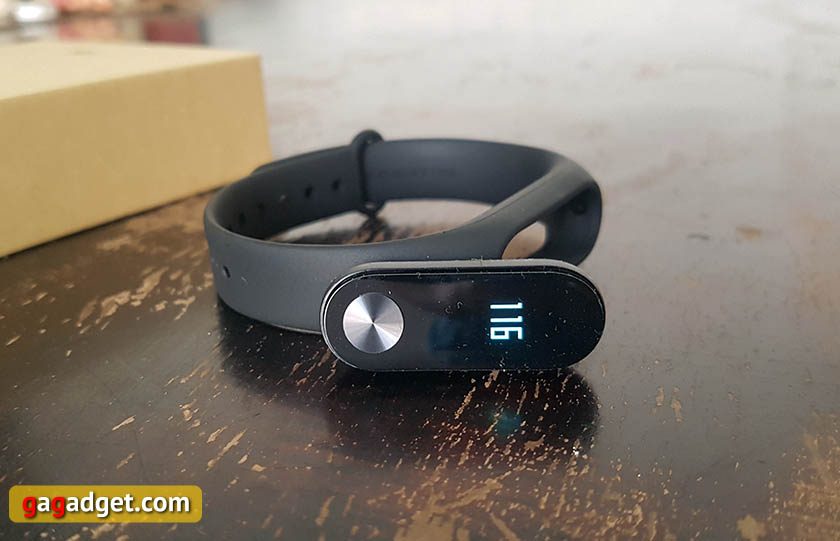 Обзор Xiaomi Mi Band 2: зачем покупать бюджетный смарт-браслет?-4