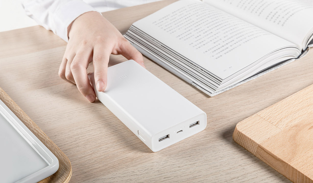 xiaomi-mi-power-bank-2c-20000mAh-1.jpg