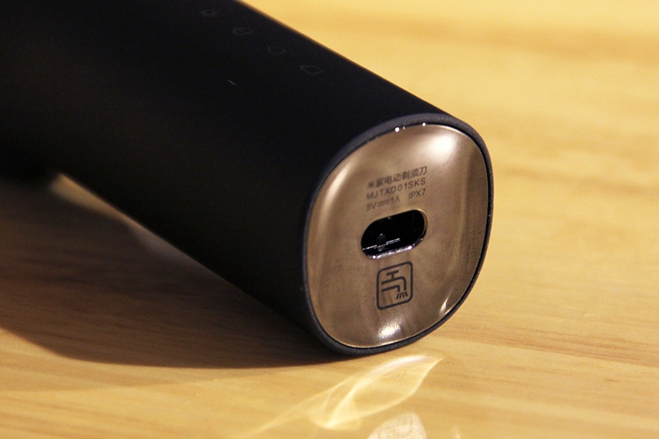 xiaomi-mijia-electric-shaver-06.jpg