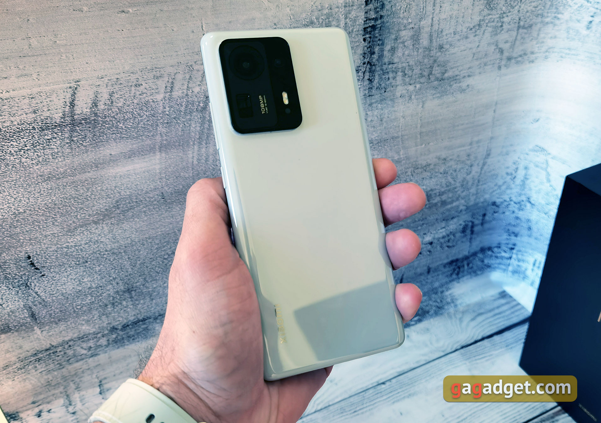 Xiaomi MIX 4 de mes propres yeux : une caméra frontale sous l'écran que l'on ne voit pas vraiment-23
