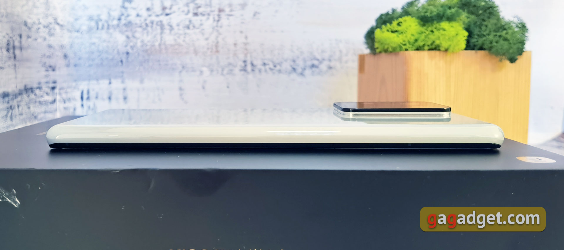 Xiaomi MIX 4 de mes propres yeux : une caméra frontale sous l'écran que l'on ne voit pas vraiment-17