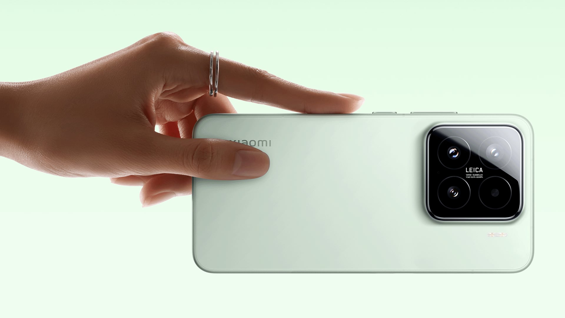 Смартфон Xiaomi 15