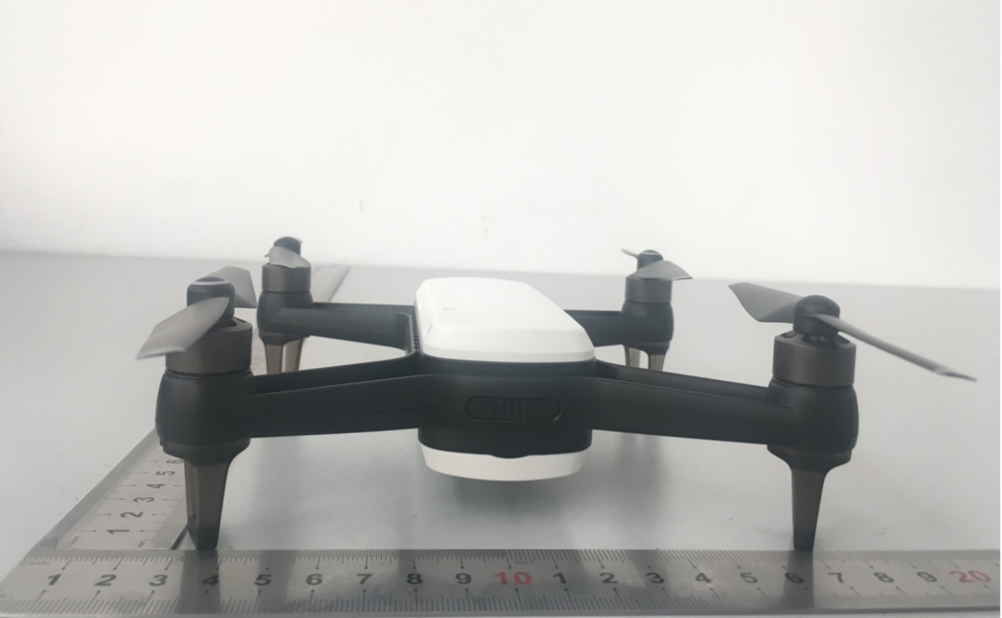 yi-pixie-drone-fcc-photo-5_cr.jpg