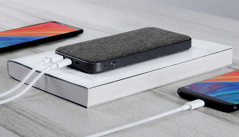 zmi-pd-10000mah-usb-type-c-power-bank-3_cr.jpg