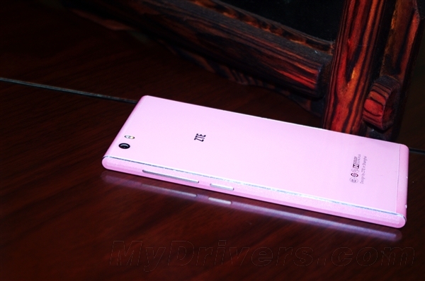 ZTE готовит к выпуску смартфон Star 1 на восьмиядерном MediaTek MT6595