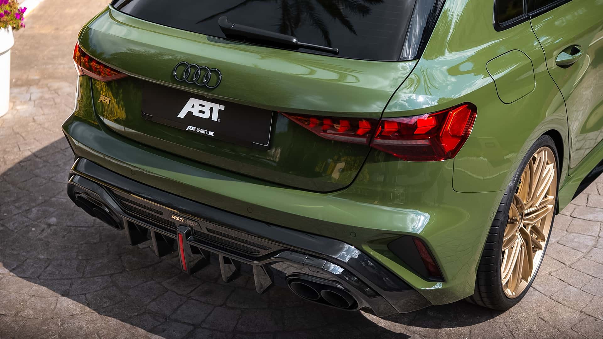 Детали ABT RS3 630 спереди