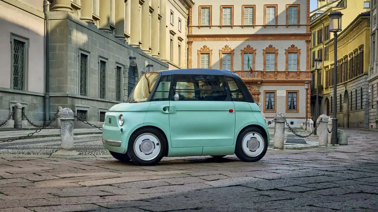 Fiat Topolino задня частина електричного квадрицикла