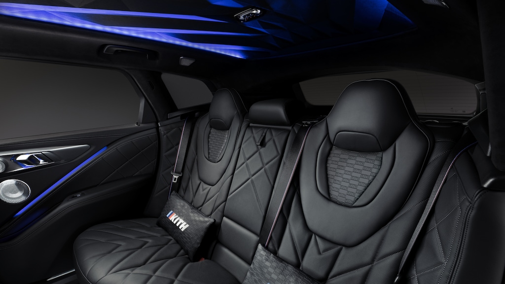 Салон BMW X5 E53 - деталі