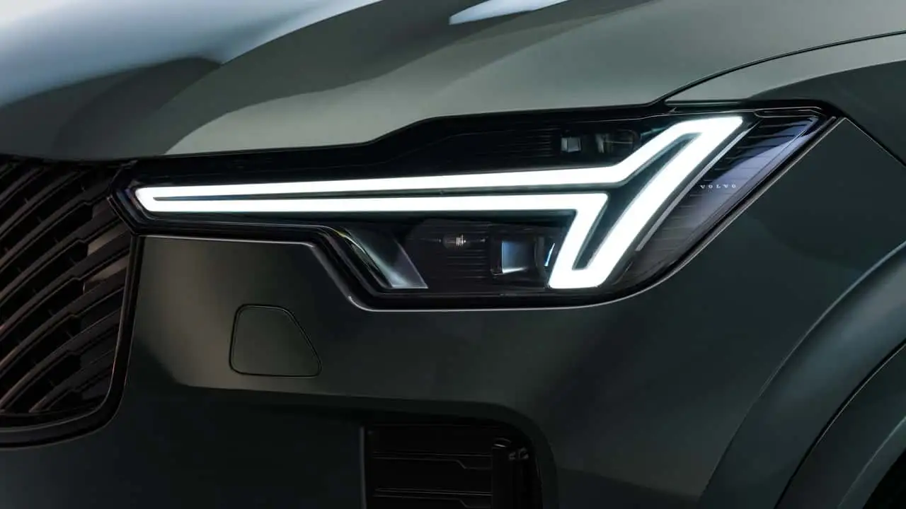 Система мультимедиа Volvo XC90