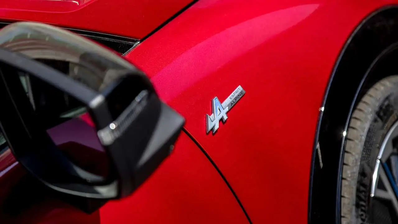 Renault Clio, деталі