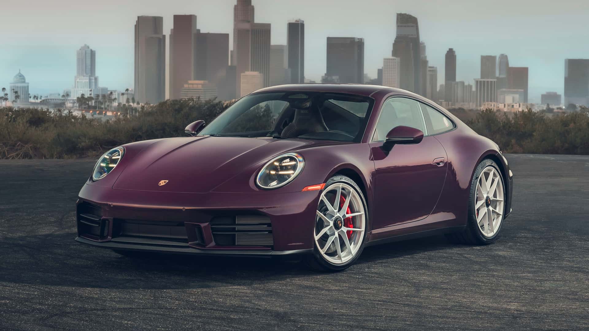 Фото Porsche 911 Carrera S збоку