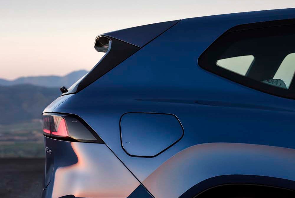 Салон BMW iX3 Long-Wheelbase