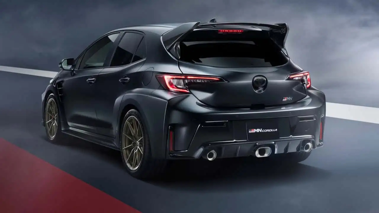 Toyota GRMN з регульованим антикрилом