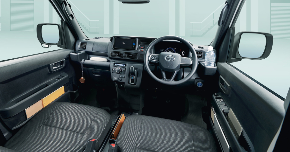 Interior view Toyota Pixis Van BEV