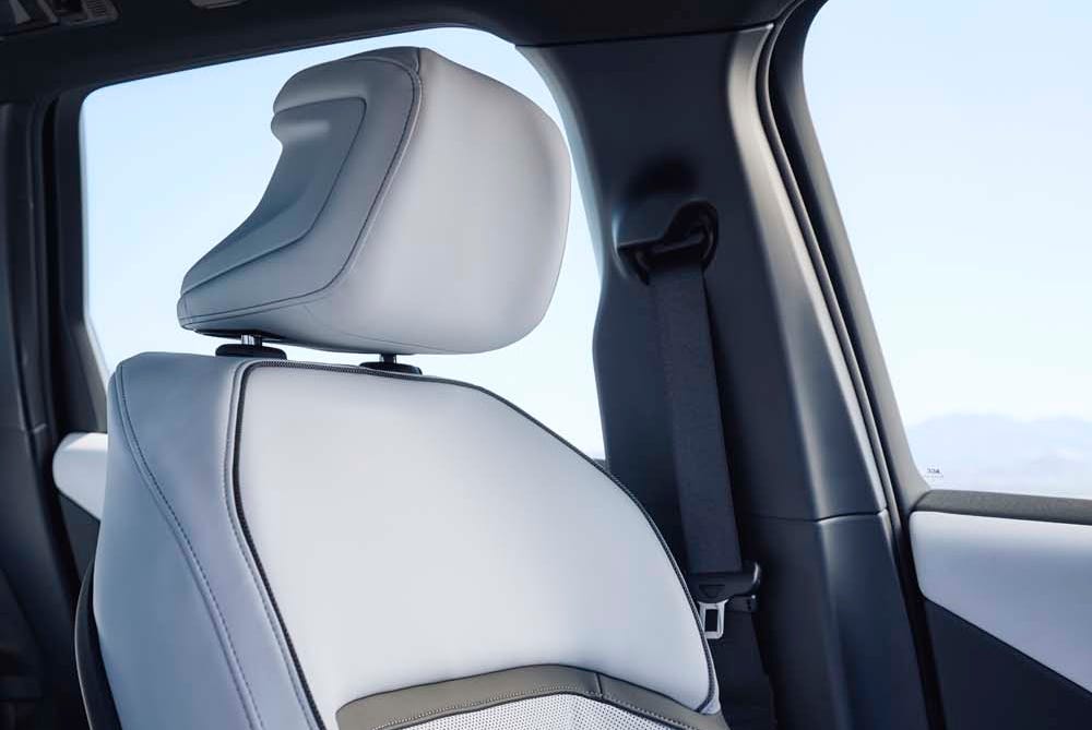 Искусственный интеллект в интерьере BMW iX3