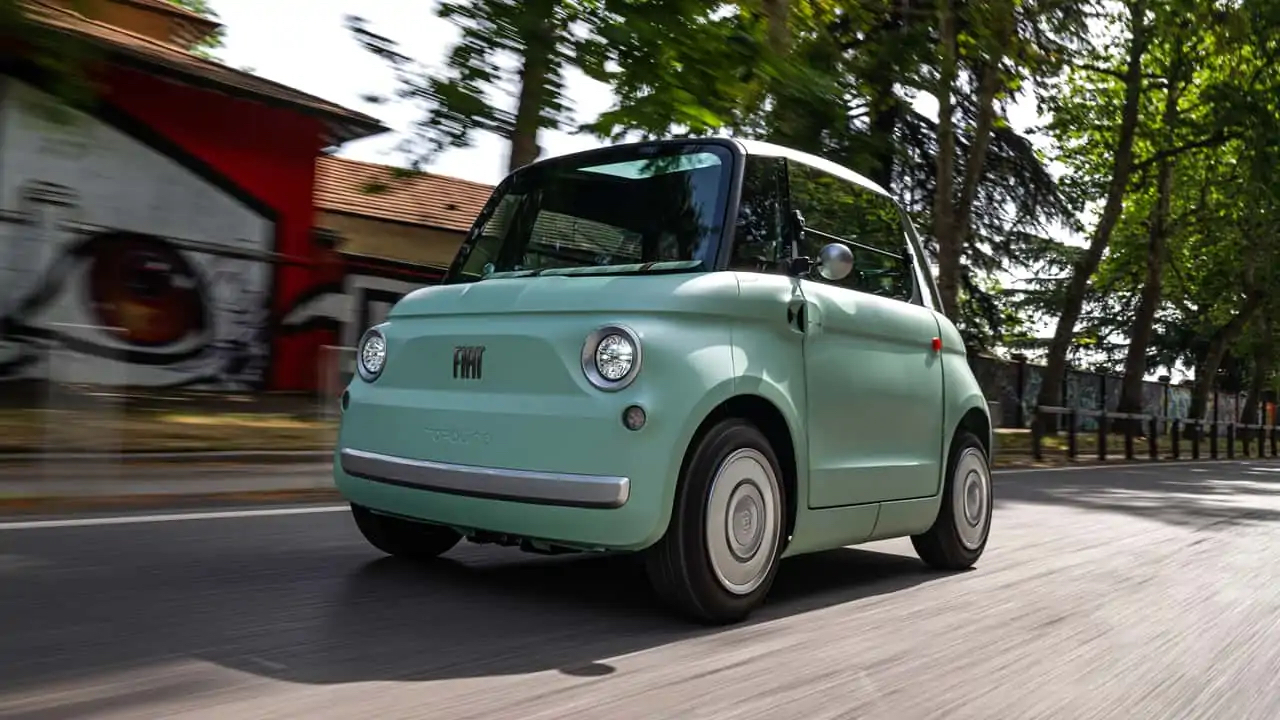 Fiat Topolino маленький автомобіль