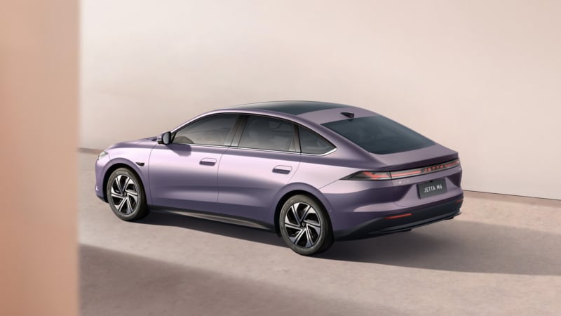 Jetta M6 боковий вигляд
