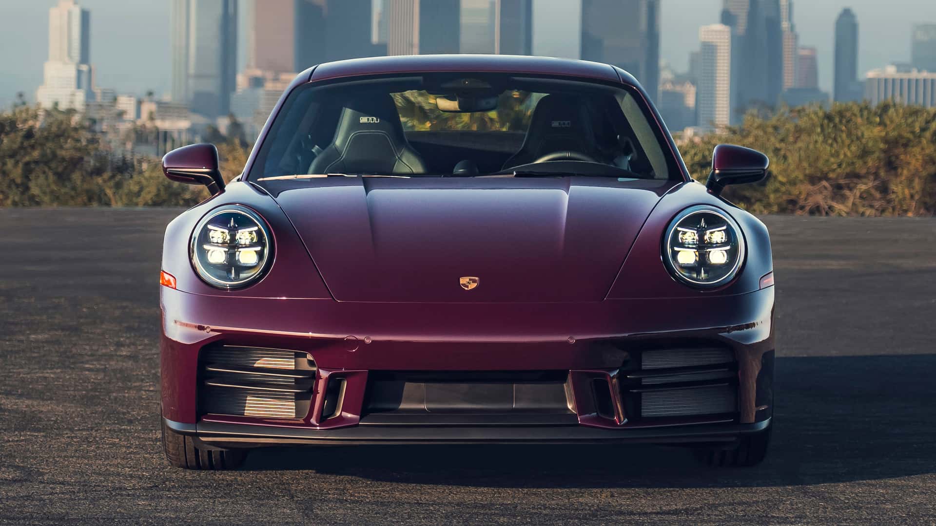 Фото заднього сидіння Porsche 911 Carrera S
