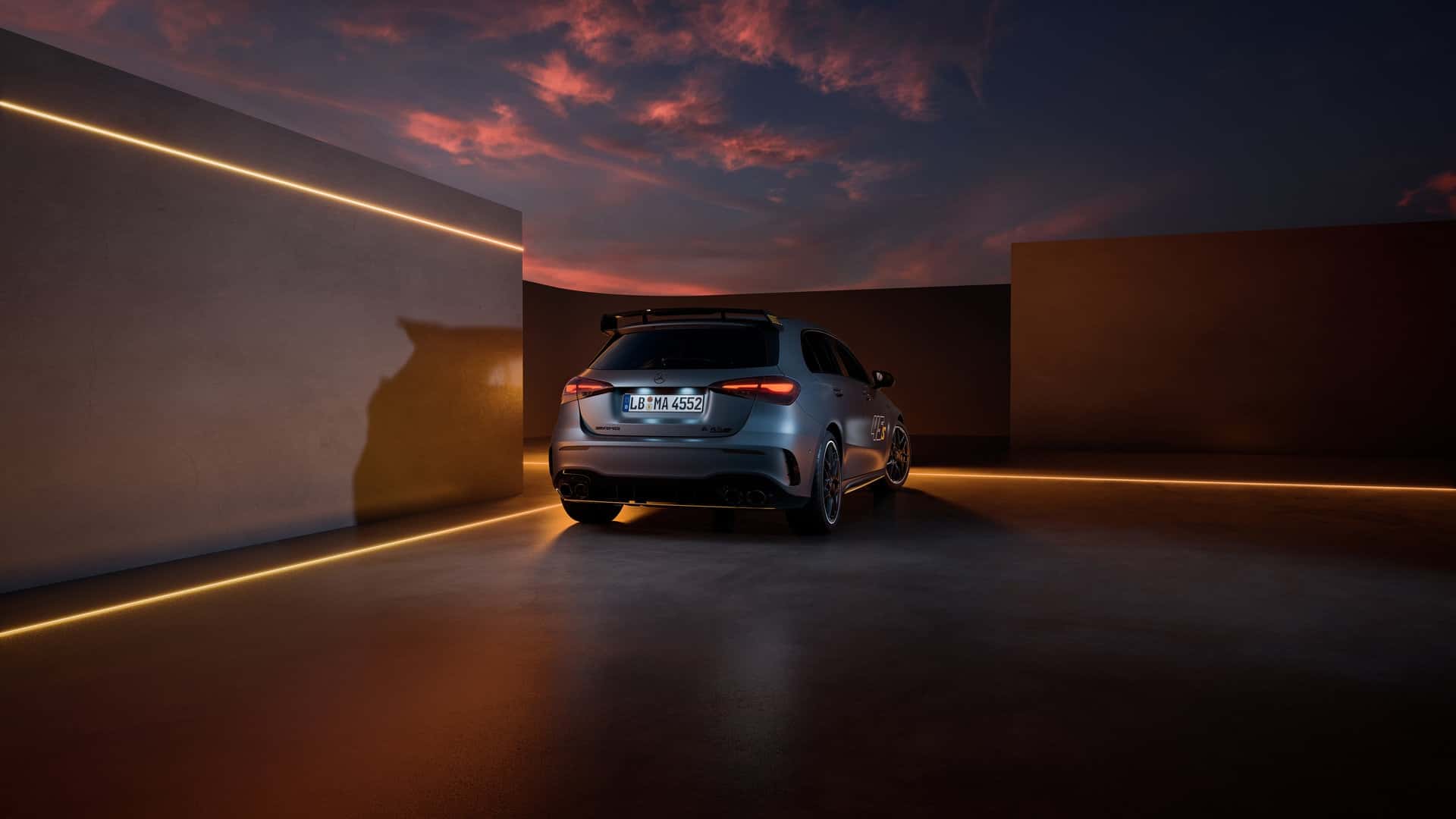 Mercedes-AMG A 45 S 4MATIC+ Final Edition - передний вид