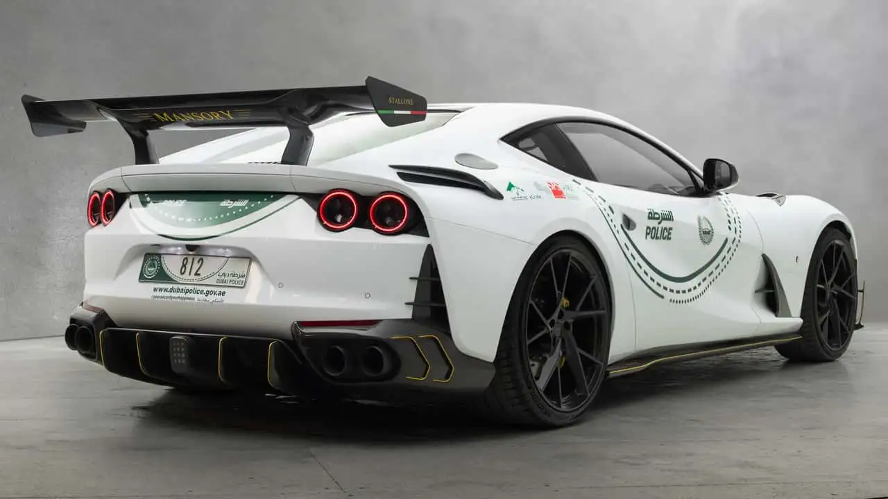 Масивне антикрило Mansory