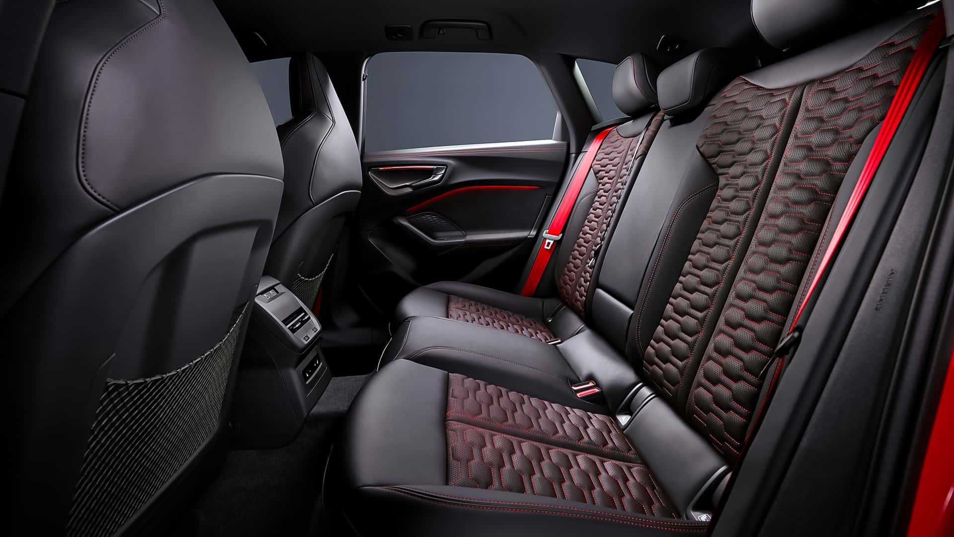 Audi RS5 2026 руль