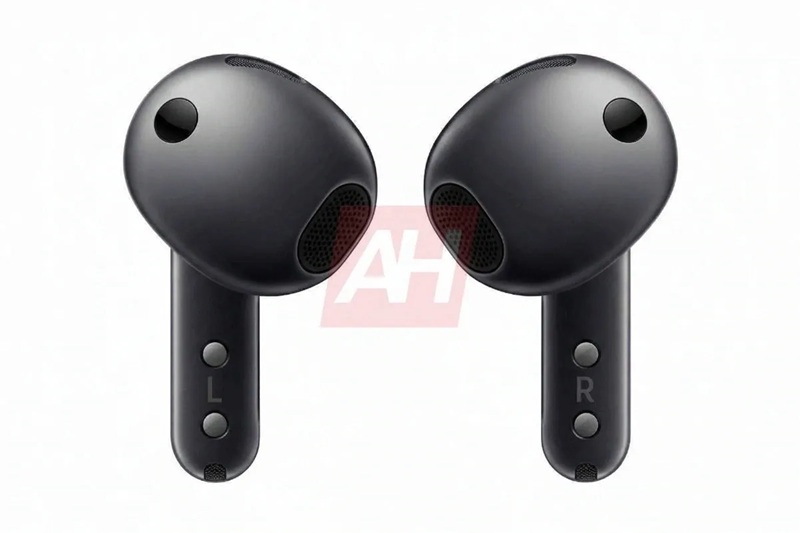 Galaxy Buds 4 in black