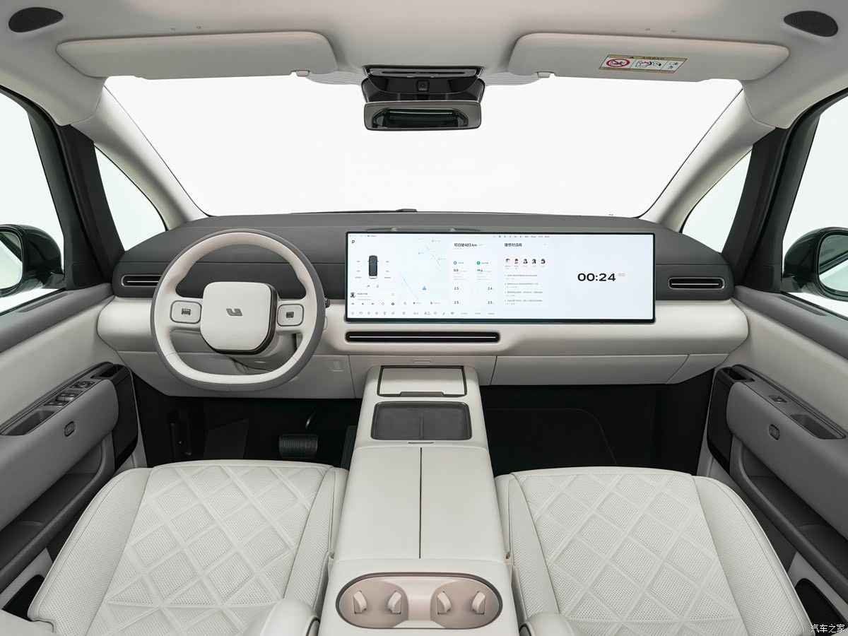 Огляд Li Auto Mega Home
