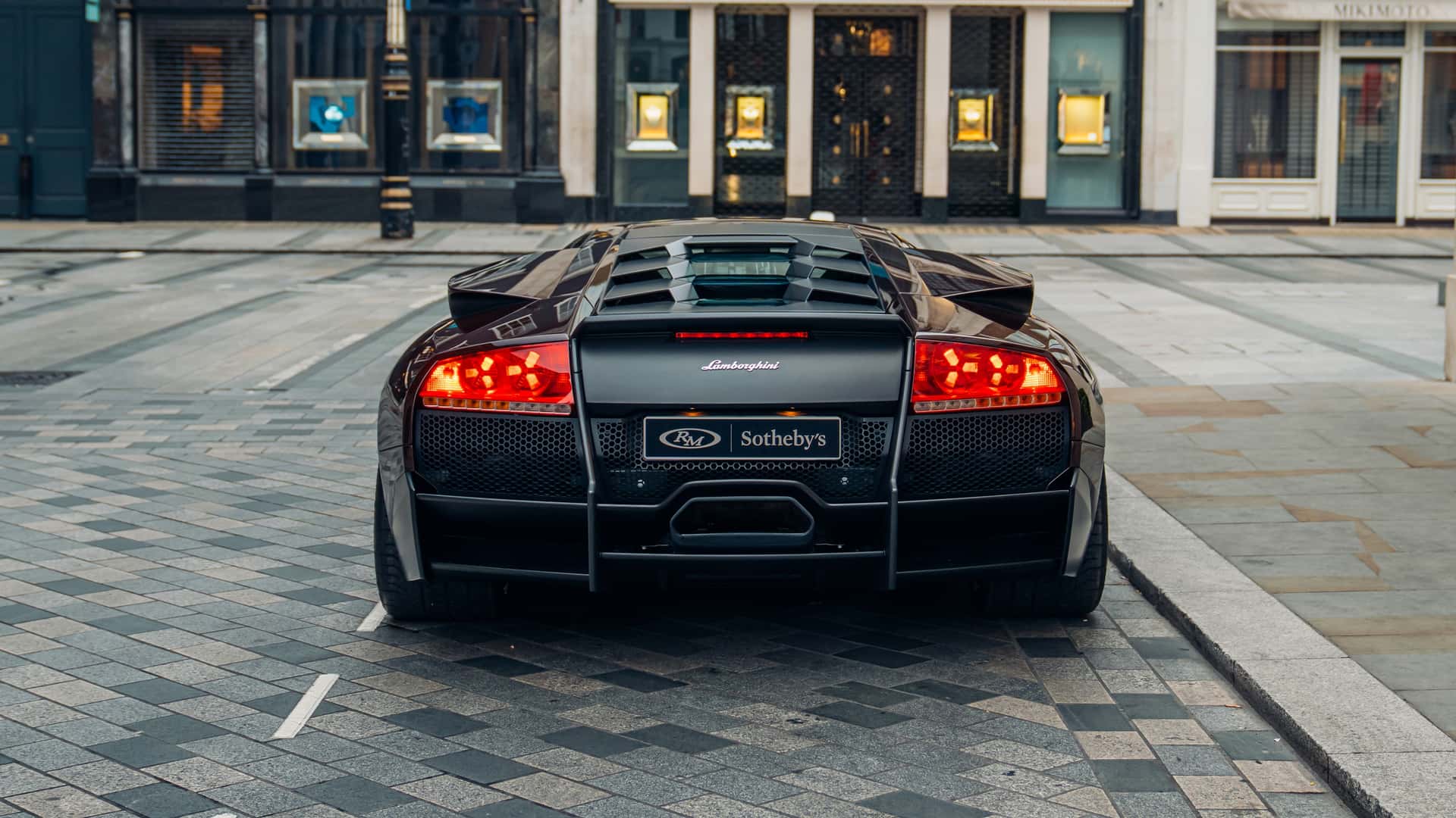 Lamborghini Murciélago LP 670-4 SuperVeloce вид сзади
