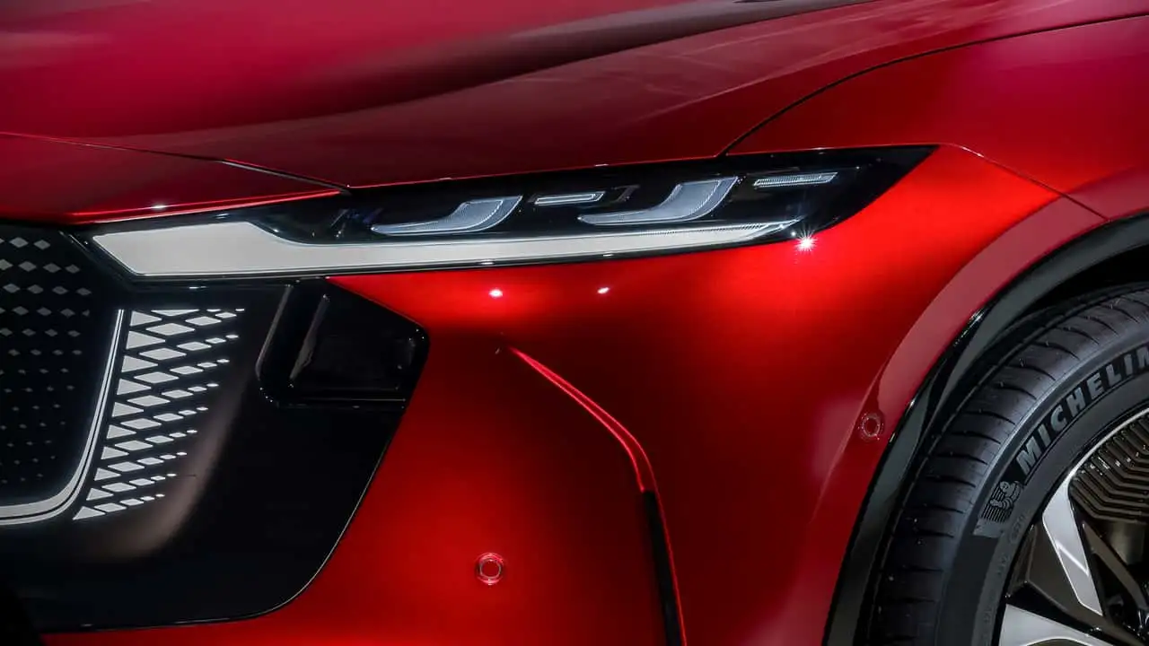 Фронтальний вигляд Mazda 6e