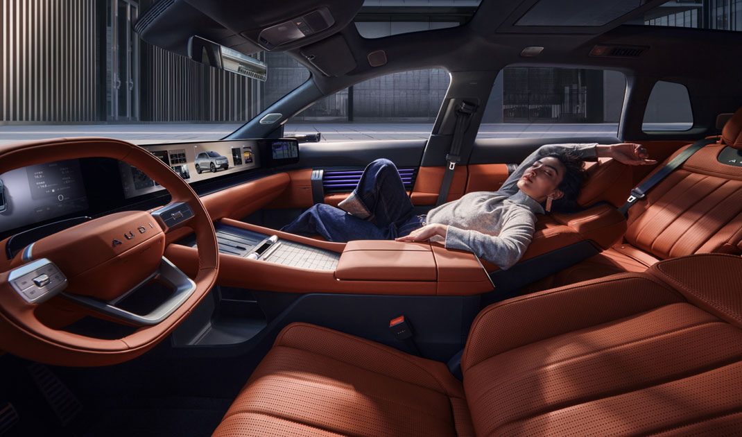 AUDI E7X панель управления