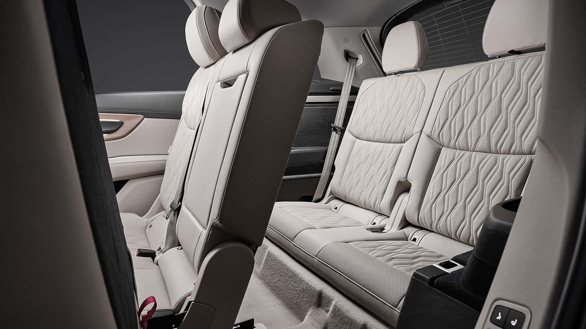 Интерьер Audi Q7 2026 вблизи