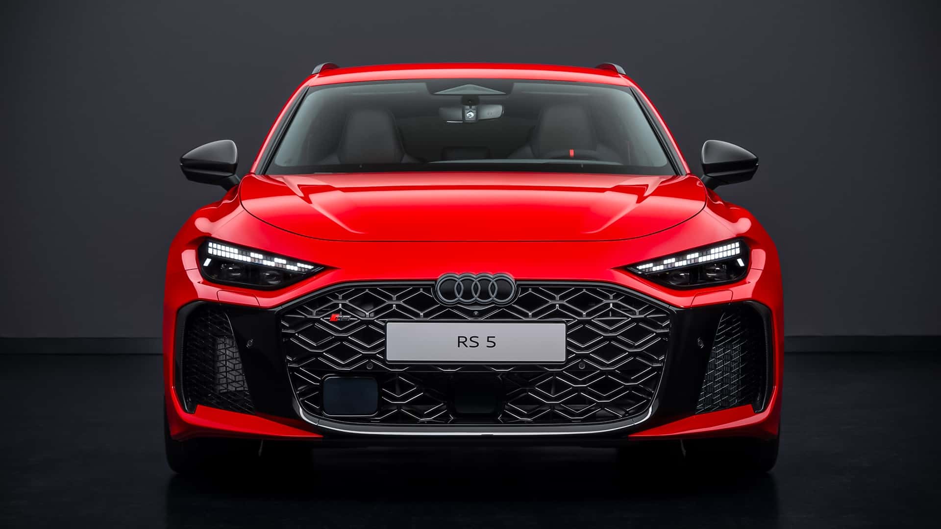 Audi RS5 Avant 2026 передний вид
