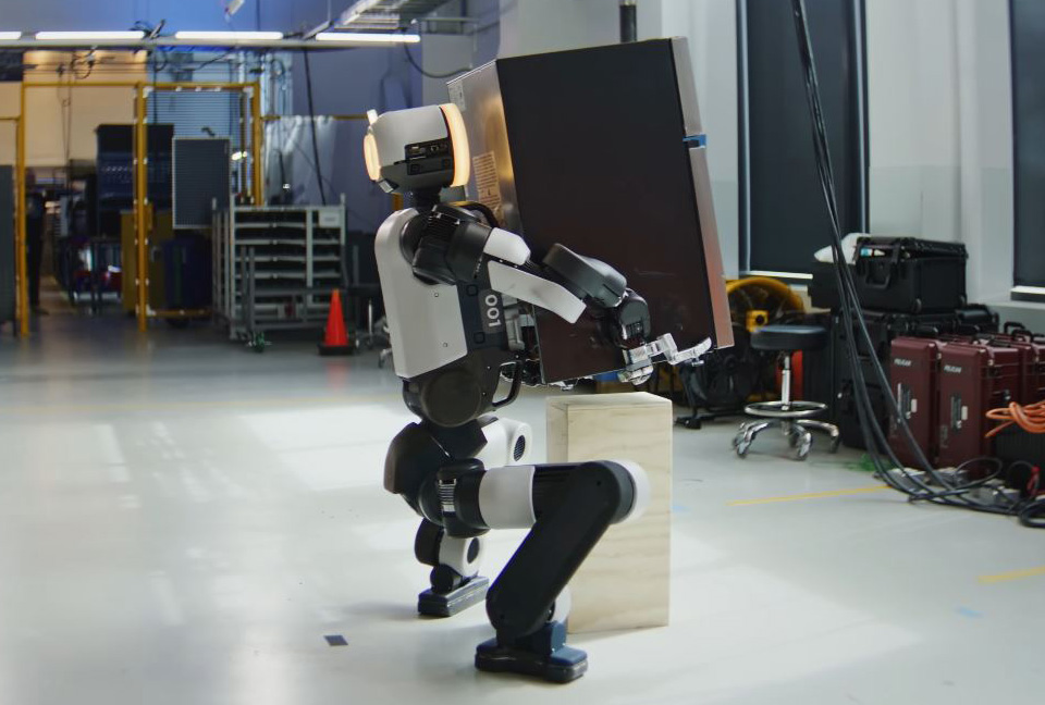 Atlas demonstrating heavy-load handling. Photo: Boston Dynamics