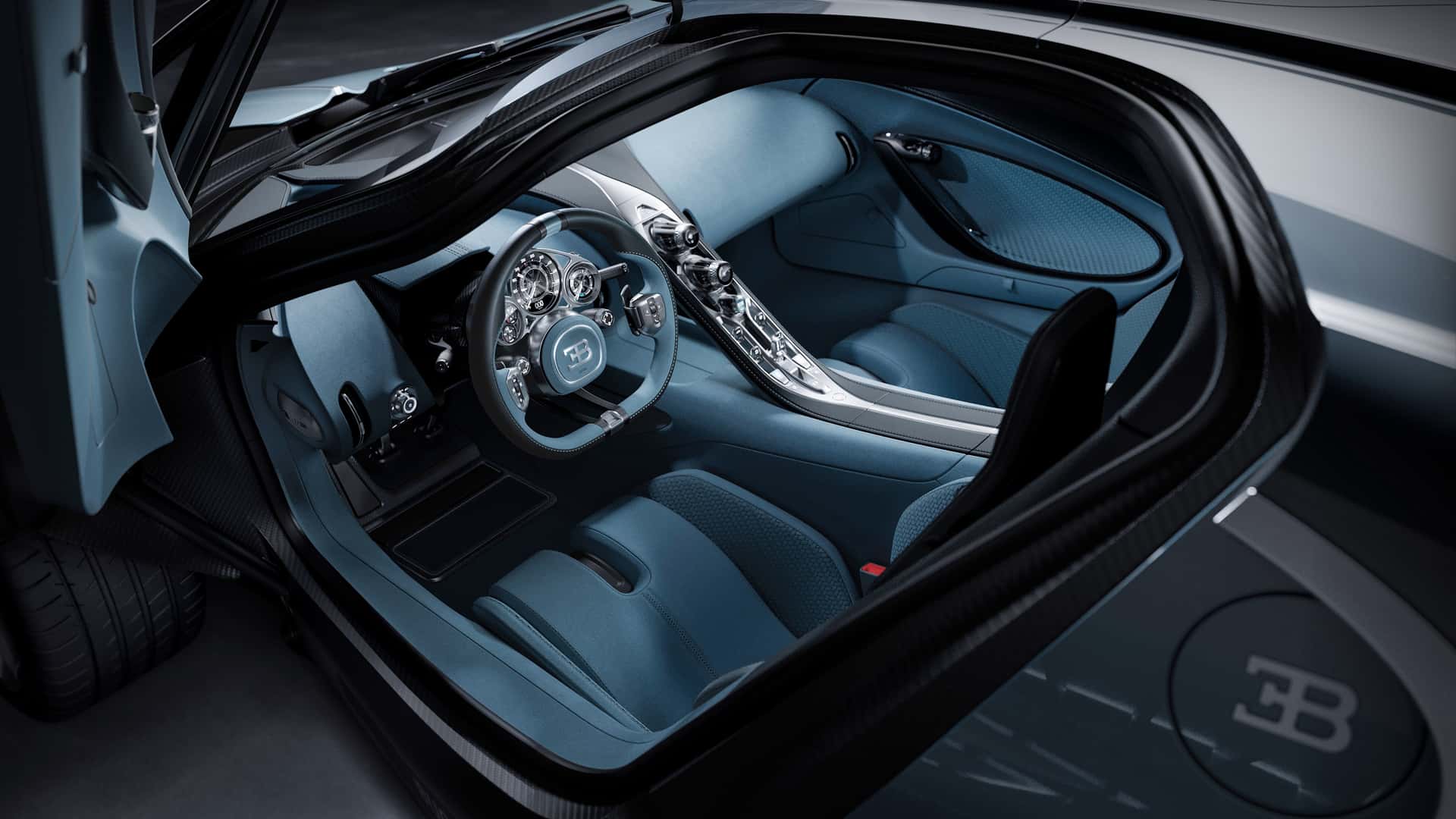 Bugatti Tourbillon приборная панель