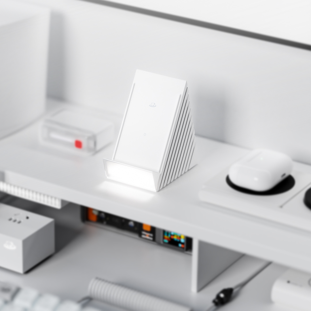 Meizu Pandaer wireless charger from different angles