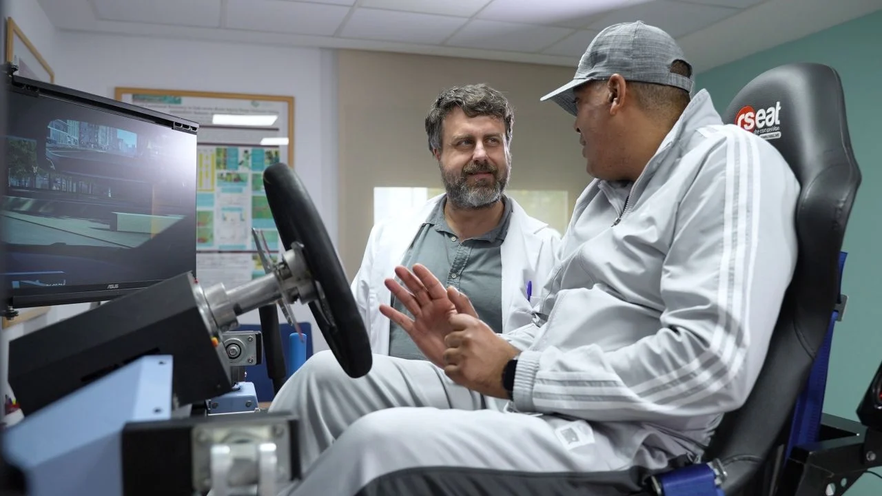 Patient rehabilitation on Hyundai simulator