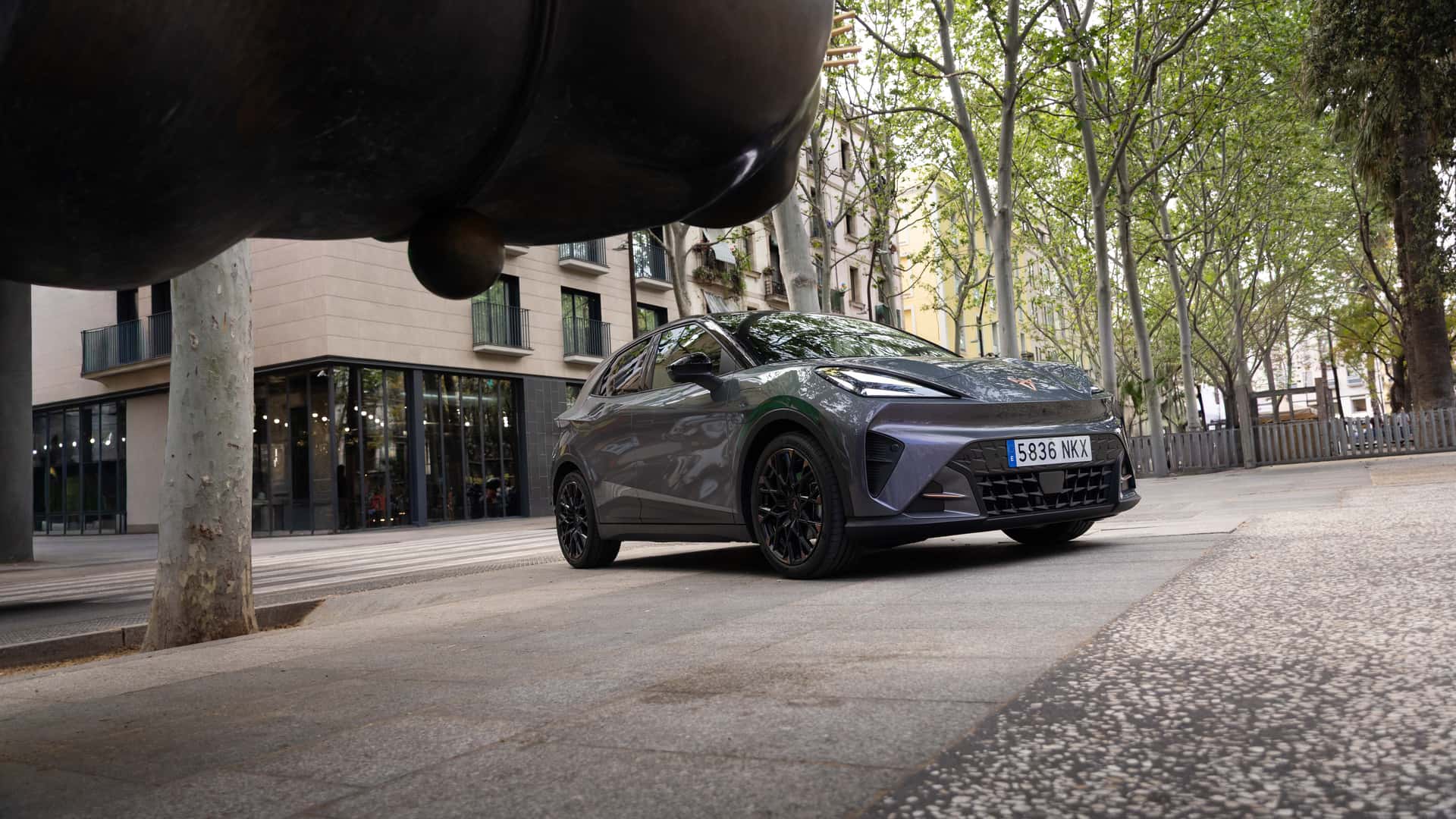 Cupra Raval Edge Plus вид сбоку