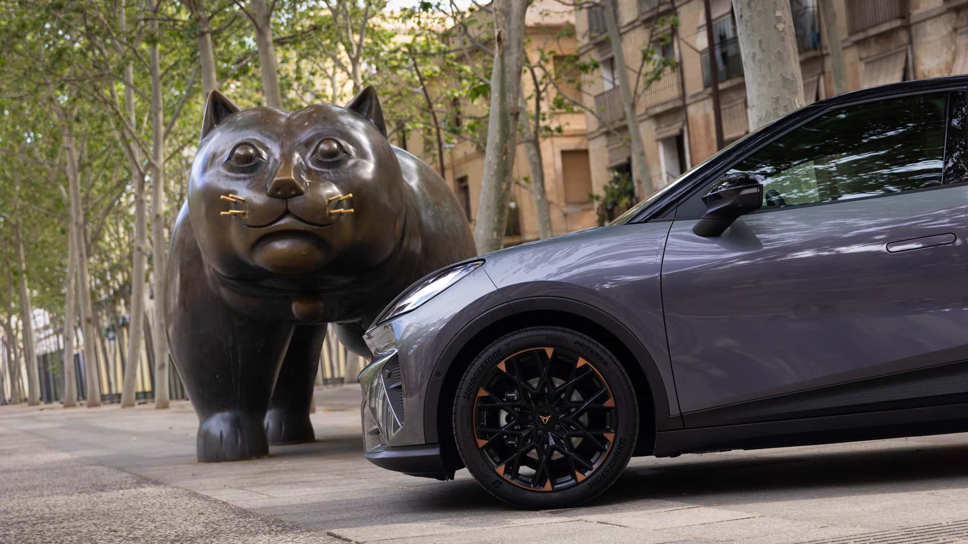 Детали отделки Cupra Raval Edge Plus